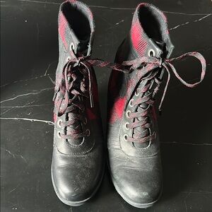 Stylish Black and Red Women's Boots